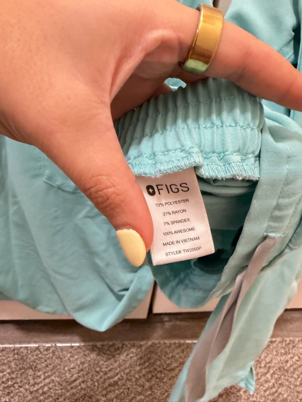 Figs Women's Scrub Set in Aqua - Picture 5 of 5